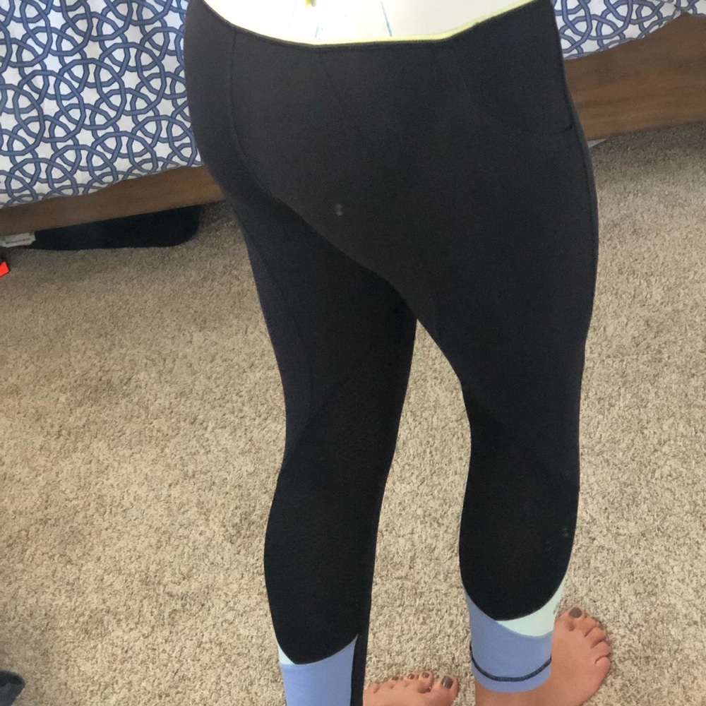 Lululemon Color Blocking Leggings - image 3